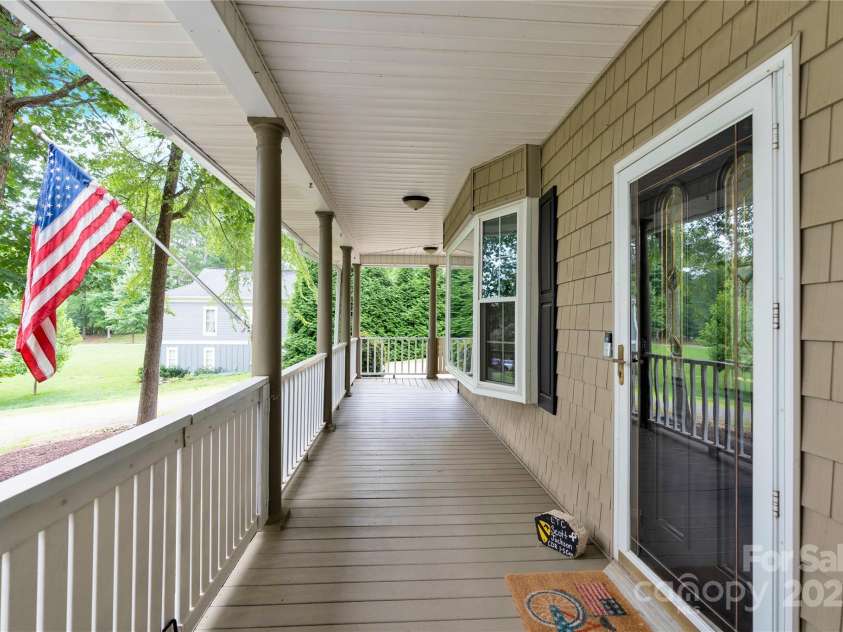 832 Kemp Road, Mooresville, NC 28117.  MLS# CAR4264266, YatesRealty ID 28181. Front Porch/Front Door.