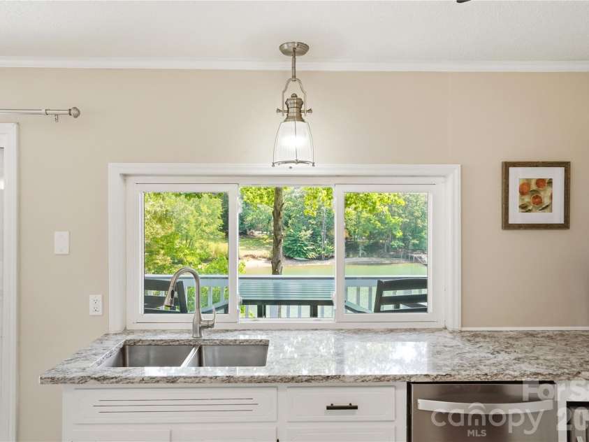 1113 Palmyra Drive, Tega Cay, SC 29708.  MLS# CAR4379735, YatesRealty ID 28182. 