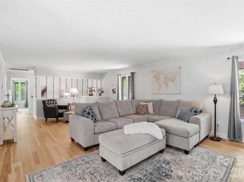 1113 Palmyra Drive, Tega Cay, SC 29708.  MLS# CAR4379735, YatesRealty ID 28182. Main level Great Room