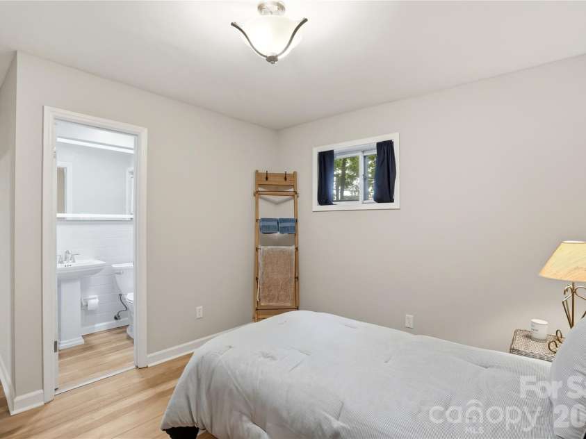 1113 Palmyra Drive, Tega Cay, SC 29708.  MLS# CAR4379735, YatesRealty ID 28182. Secondary bedroom