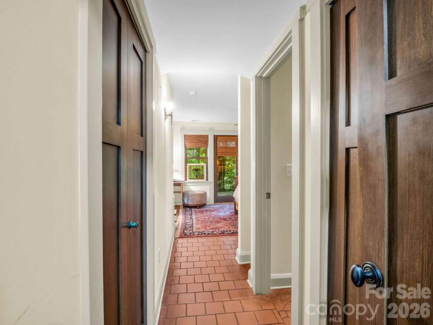 46 Cheshire Drive, Black Mountain, NC 28711.  MLS# CAR4385078, YatesRealty ID 28183. 