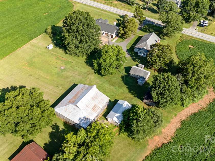 4710 Mooresville Road, Salisbury, NC 28147.  MLS# CAR4278299, YatesRealty ID 28184. 