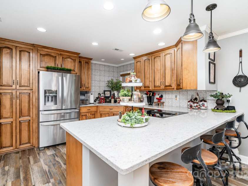 4710 Mooresville Road, Salisbury, NC 28147.  MLS# CAR4278299, YatesRealty ID 28184. 