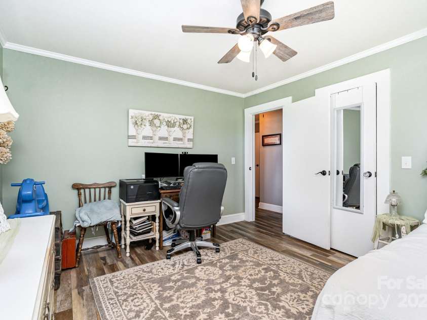 4710 Mooresville Road, Salisbury, NC 28147.  MLS# CAR4278299, YatesRealty ID 28184. 
