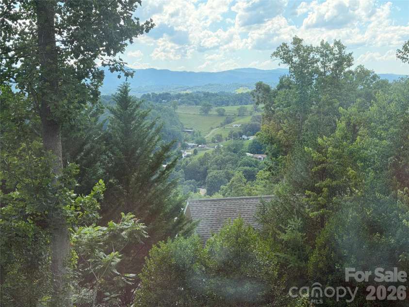 65 Buckle Ridge, Weaverville, NC 28787.  MLS# CAR4383758, YatesRealty ID 28184. Mountain views.