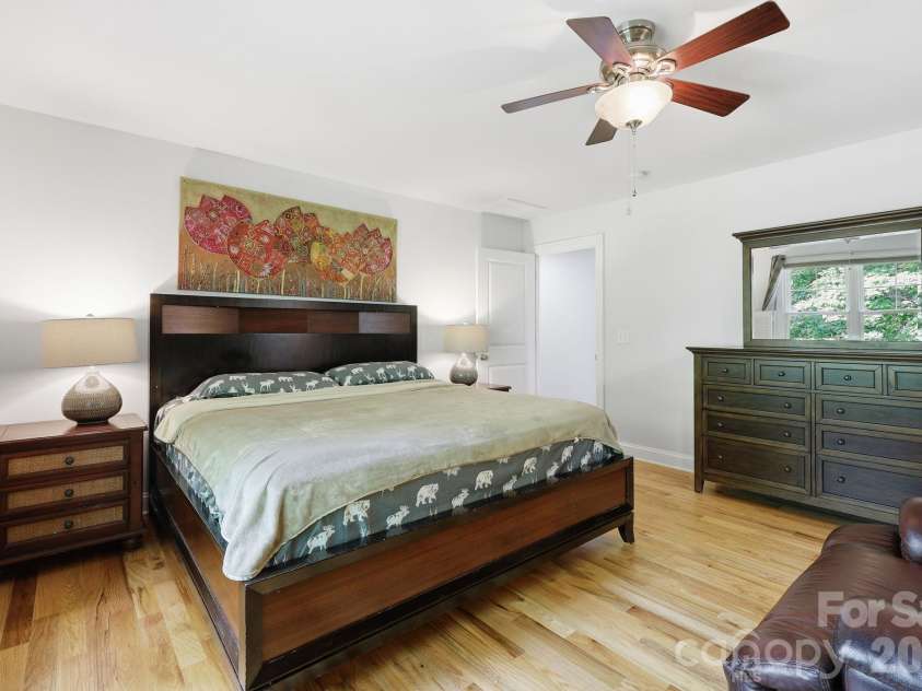 65 Buckle Ridge, Weaverville, NC 28787.  MLS# CAR4383758, YatesRealty ID 28184. Second primary bedroom with ensuite bathroom.