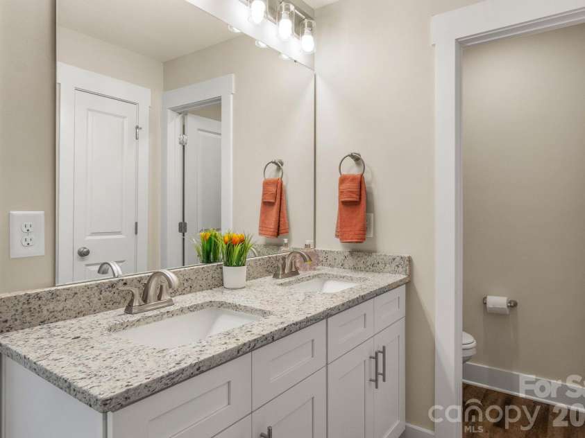 418 Digh Street, Gastonia, NC 28052.  MLS# CAR4385783, YatesRealty ID 28185. Representative 1st Bath