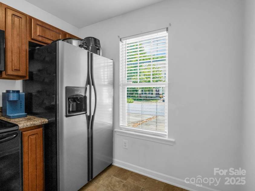 137 Thea Lane, Fletcher, NC 28732.  MLS# CAR4282031, YatesRealty ID 28187. 