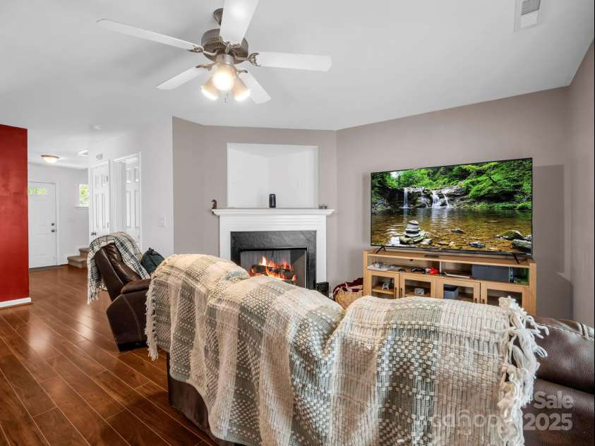 137 Thea Lane, Fletcher, NC 28732.  MLS# CAR4282031, YatesRealty ID 28187. 