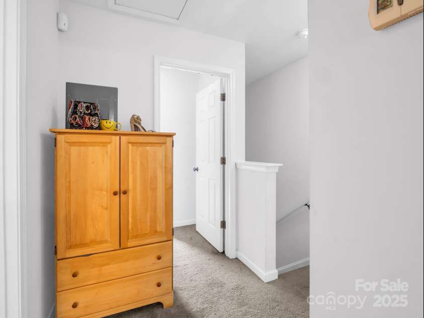 137 Thea Lane, Fletcher, NC 28732.  MLS# CAR4282031, YatesRealty ID 28187. 