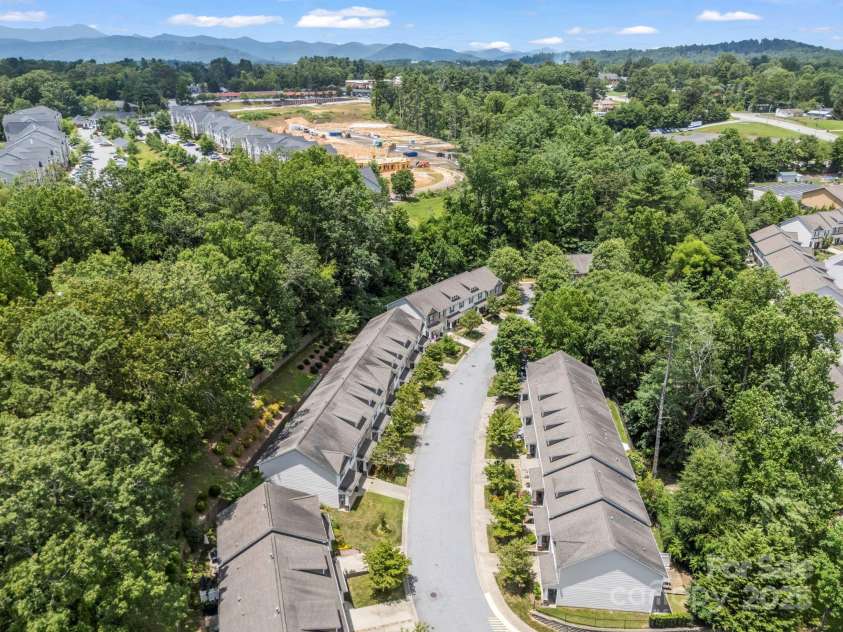 137 Thea Lane, Fletcher, NC 28732.  MLS# CAR4282031, YatesRealty ID 28187. Close to everything! groceries and amenities right around the corner