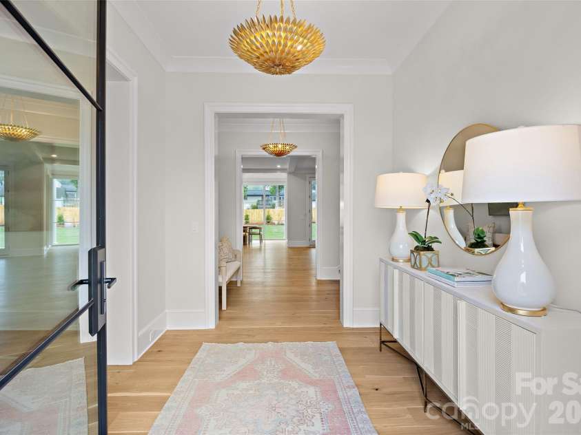 4811 Gaynor Road, Charlotte, NC 28211.  MLS# CAR4385993, YatesRealty ID 28187. 