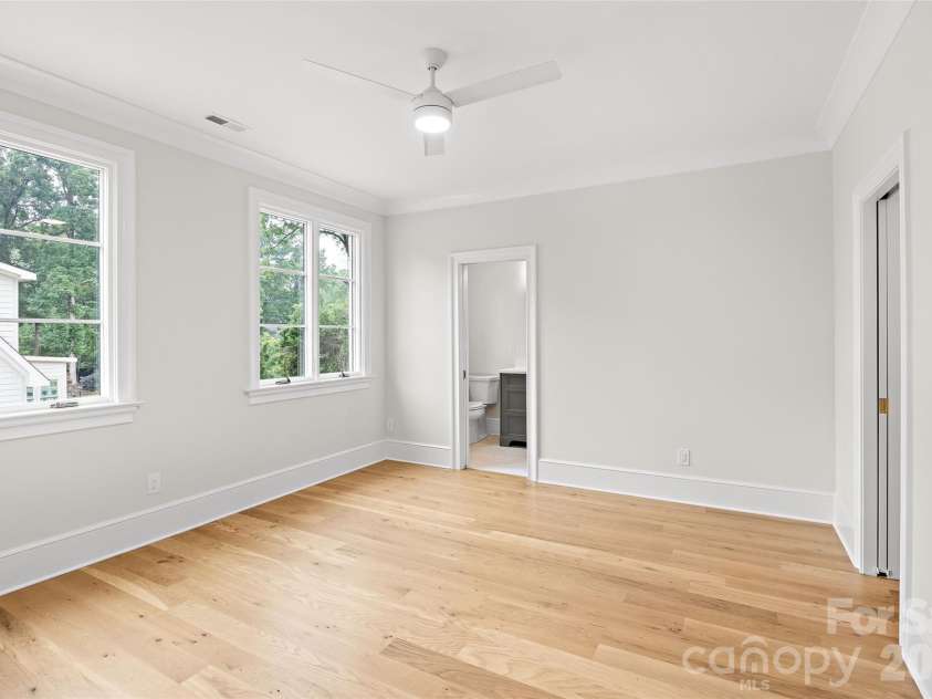 4811 Gaynor Road, Charlotte, NC 28211.  MLS# CAR4385993, YatesRealty ID 28187. 
