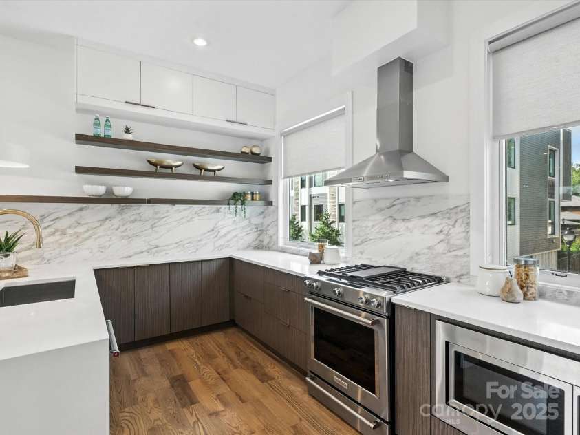 2653 Shenandoah Avenue, Charlotte, NC 28205.  MLS# CAR4264994, YatesRealty ID 28189. 