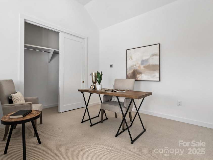 2653 Shenandoah Avenue, Charlotte, NC 28205.  MLS# CAR4264994, YatesRealty ID 28189. 