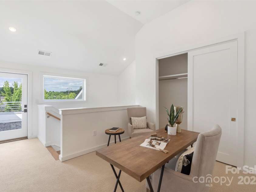 2653 Shenandoah Avenue, Charlotte, NC 28205.  MLS# CAR4264994, YatesRealty ID 28189. 