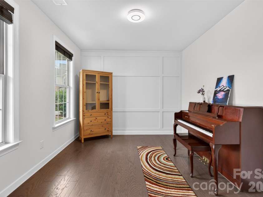 8224 Cornhill Avenue, Charlotte, NC 28277.  MLS# CAR4386432, YatesRealty ID 28189. Flex Room