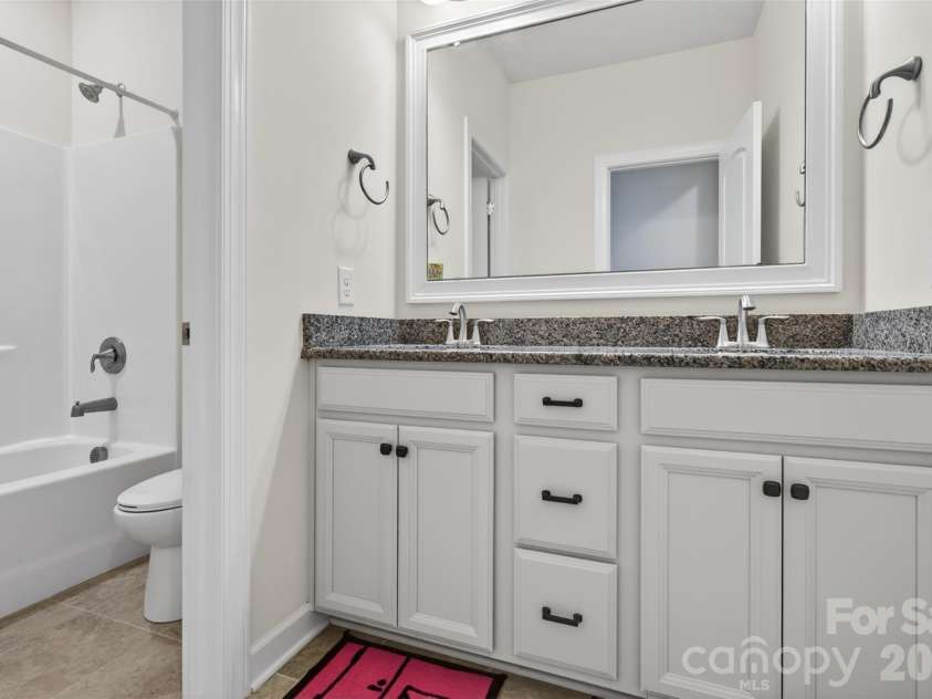 8224 Cornhill Avenue, Charlotte, NC 28277.  MLS# CAR4386432, YatesRealty ID 28189. Shared Bath