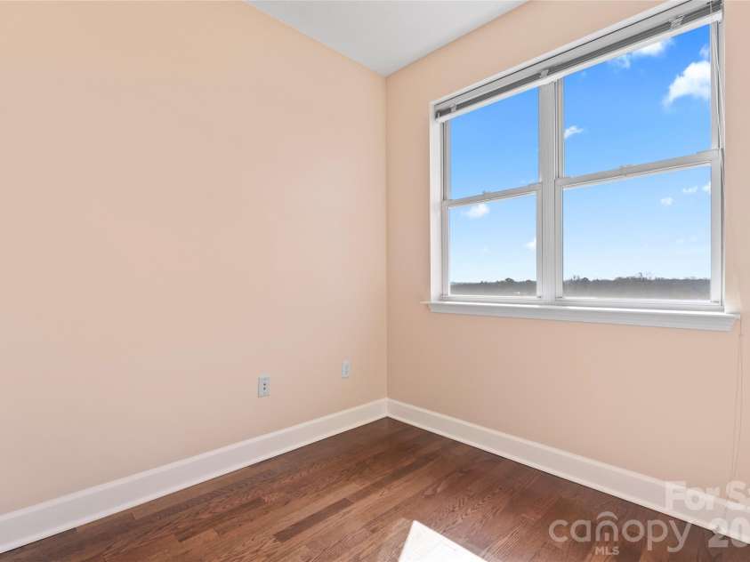 1315 East Boulevard, Charlotte, NC 28203.  MLS# CAR4337993, YatesRealty ID 2819. 