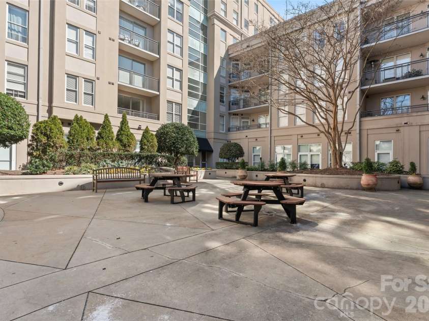 1315 East Boulevard, Charlotte, NC 28203.  MLS# CAR4337993, YatesRealty ID 2819. 