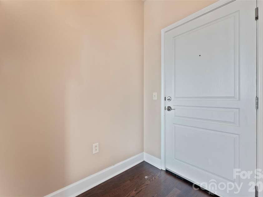 1315 East Boulevard, Charlotte, NC 28203.  MLS# CAR4337993, YatesRealty ID 2819. 