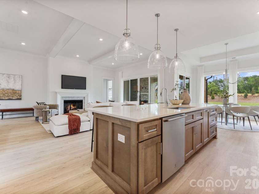 631 Lochaven Road, Waxhaw, NC 28173.  MLS# CAR4426808, YatesRealty ID 2819. 