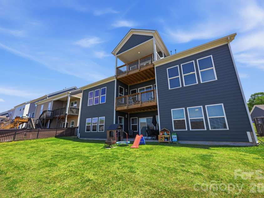 134 Winterberry Street, Mooresville, NC 28117.  MLS# CAR4380343, YatesRealty ID 28191. 