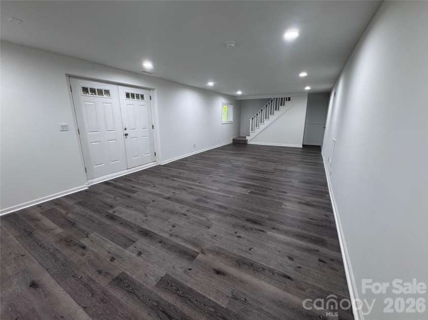 21123 Rio Oro Drive, Cornelius, NC 28031.  MLS# CAR4387095, YatesRealty ID 28192. Finished lower level, flex space