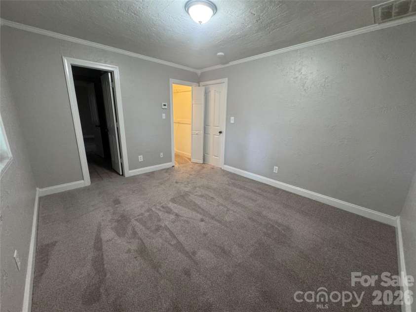 21123 Rio Oro Drive, Cornelius, NC 28031.  MLS# CAR4387095, YatesRealty ID 28192. Guest Bedroom