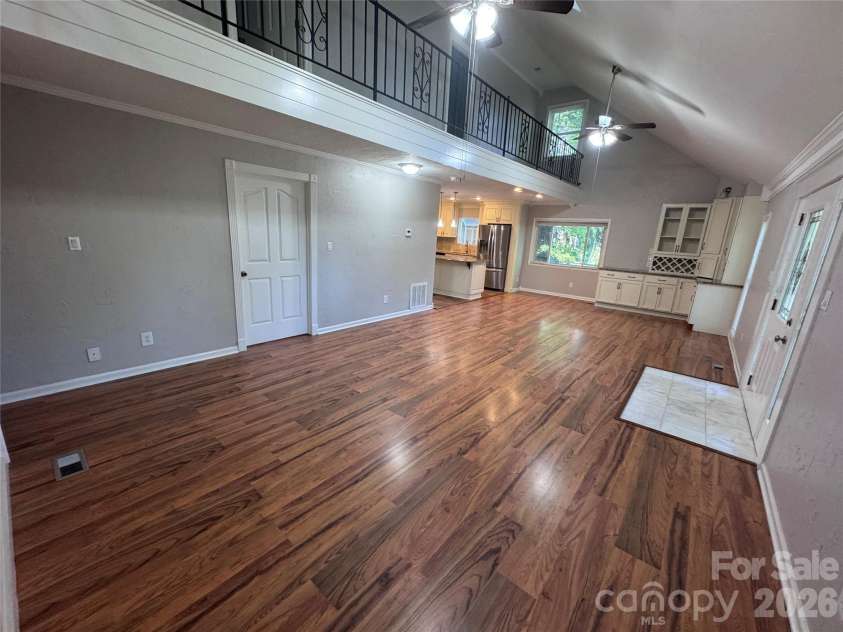 21123 Rio Oro Drive, Cornelius, NC 28031.  MLS# CAR4387095, YatesRealty ID 28192. Living Room