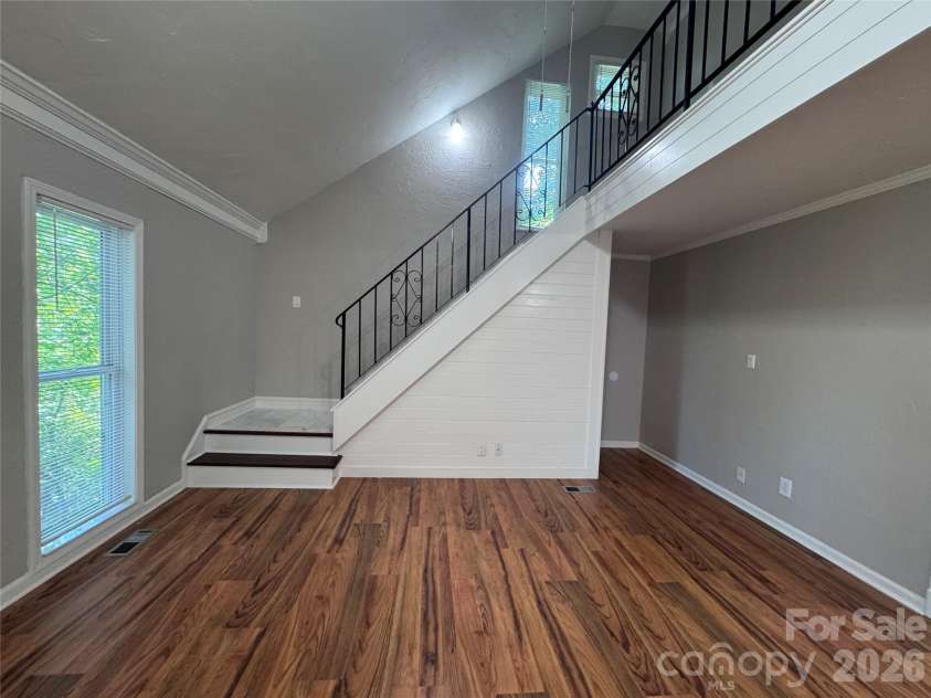 21123 Rio Oro Drive, Cornelius, NC 28031.  MLS# CAR4387095, YatesRealty ID 28192. Living Room