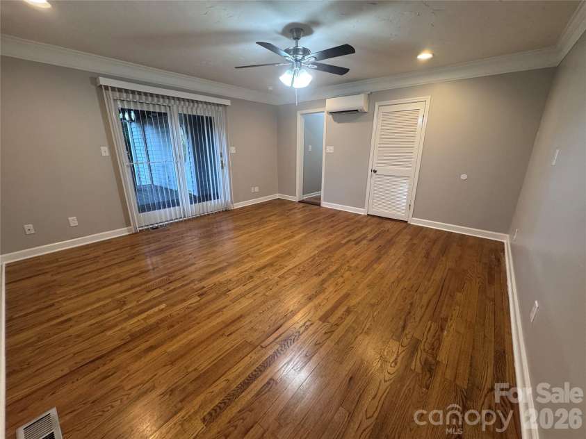 21123 Rio Oro Drive, Cornelius, NC 28031.  MLS# CAR4387095, YatesRealty ID 28192. Owner's Suite