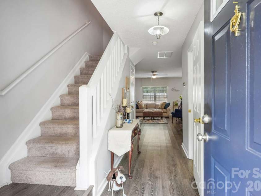 8406 Southgate Commons Drive, Charlotte, NC 28277.  MLS# CAR4387789, YatesRealty ID 28193. 