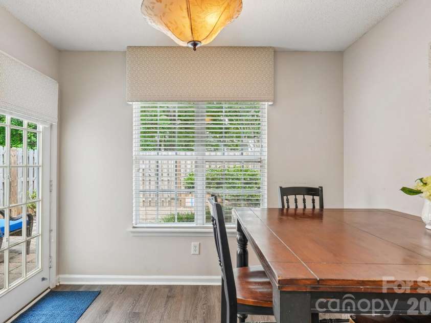 8406 Southgate Commons Drive, Charlotte, NC 28277.  MLS# CAR4387789, YatesRealty ID 28193. 