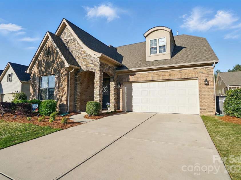 9565 Horsebit Lane, Concord, NC 28027.  MLS# CAR4247345, YatesRealty ID 28193. 