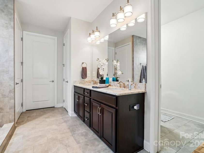 9565 Horsebit Lane, Concord, NC 28027.  MLS# CAR4247345, YatesRealty ID 28193. 