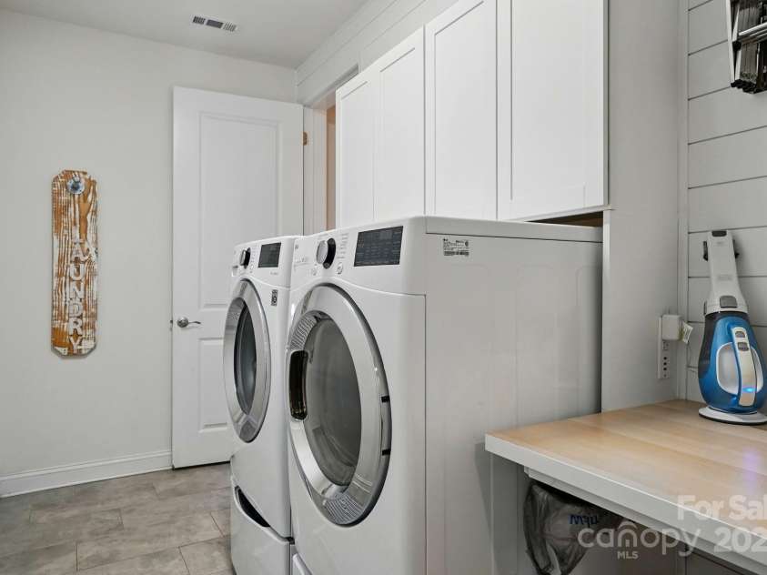 9565 Horsebit Lane, Concord, NC 28027.  MLS# CAR4247345, YatesRealty ID 28193. 