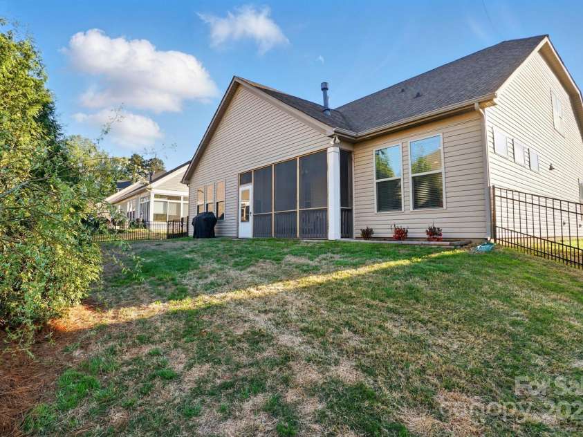 9565 Horsebit Lane, Concord, NC 28027.  MLS# CAR4247345, YatesRealty ID 28193. 