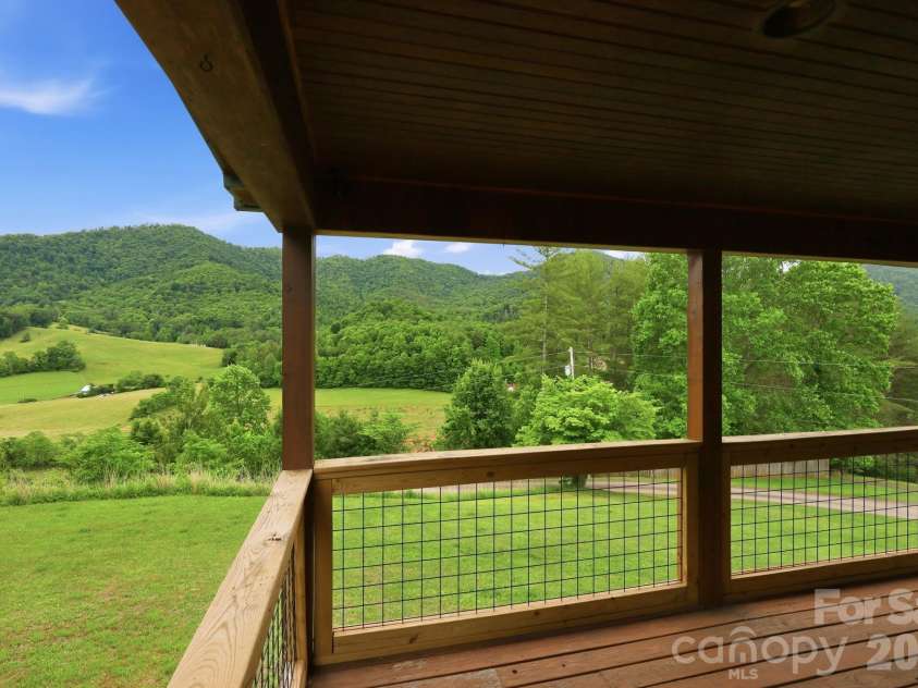 168 Barefoot Cove, Burnsville, NC 28714.  MLS# CAR4387898, YatesRealty ID 28194. What a stunning view1