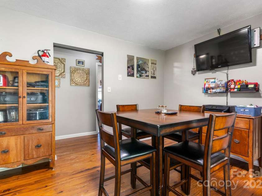 4006 Sol Mull Street, Morganton, NC 28655.  MLS# CAR4271525, YatesRealty ID 28194. 