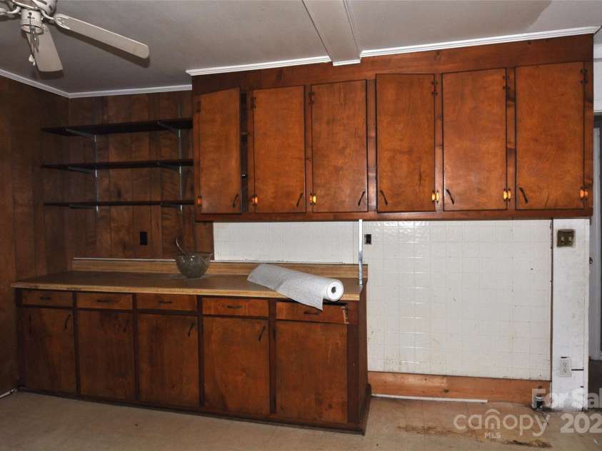 122 Ella Street, Chester, SC 29706.  MLS# CAR4284795, YatesRealty ID 28195. 