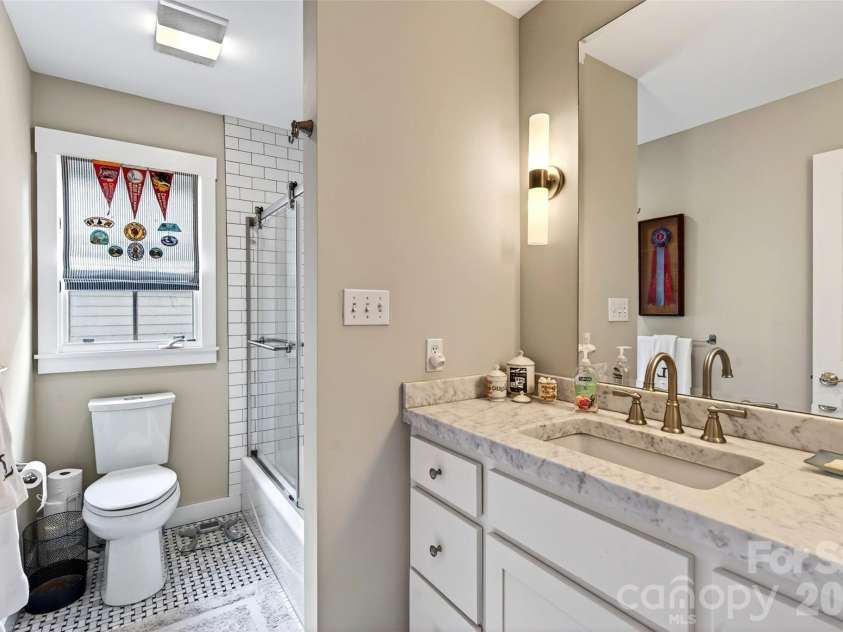 52 Cheshire Drive, Black Mountain, NC 28711.  MLS# CAR4387105, YatesRealty ID 28195. 