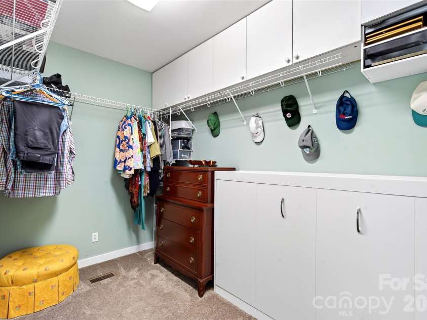 52 Cheshire Drive, Black Mountain, NC 28711.  MLS# CAR4387105, YatesRealty ID 28195. 