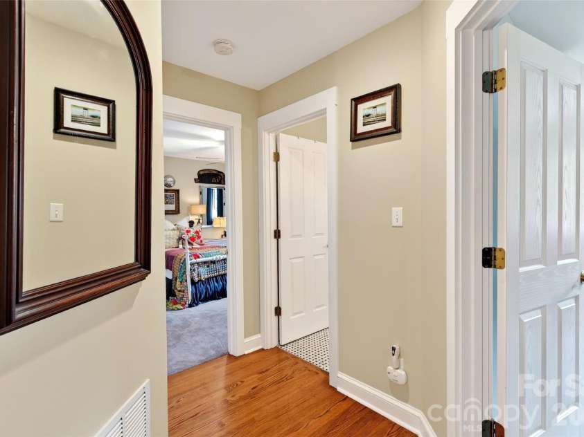 52 Cheshire Drive, Black Mountain, NC 28711.  MLS# CAR4387105, YatesRealty ID 28195. 