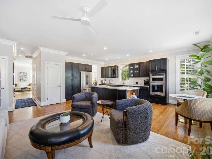 203 Caldwell Lane, Davidson, NC 28036.  MLS# CAR4388014, YatesRealty ID 28196. 