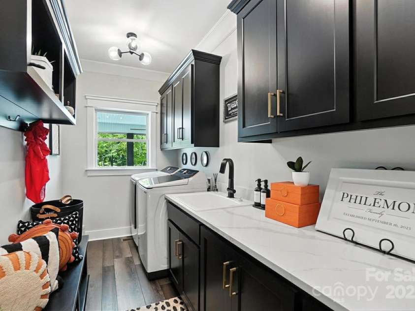 587 Carolina Drive, Troy, NC 27371.  MLS# CAR4279803, YatesRealty ID 28196. 