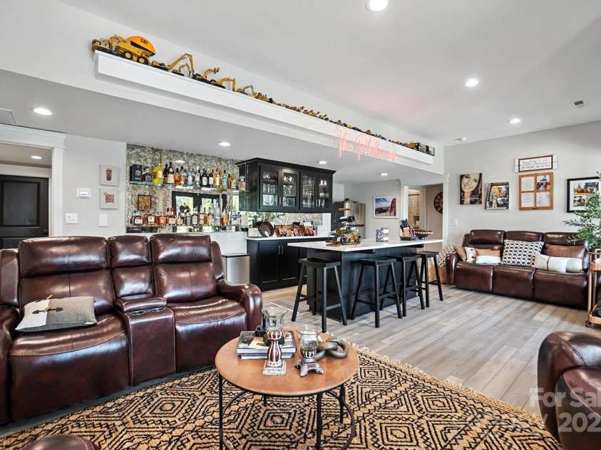 587 Carolina Drive, Troy, NC 27371.  MLS# CAR4279803, YatesRealty ID 28196. 