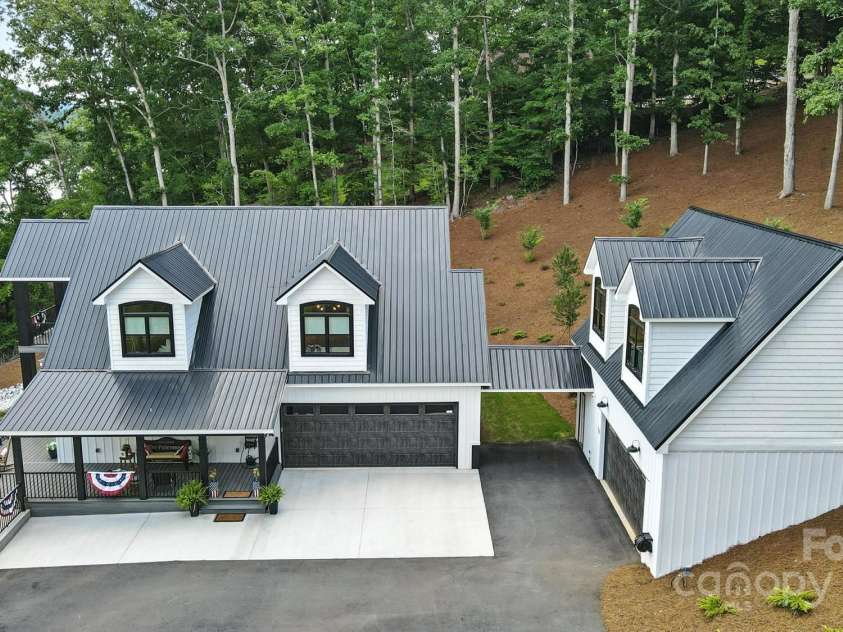 587 Carolina Drive, Troy, NC 27371.  MLS# CAR4279803, YatesRealty ID 28196. 