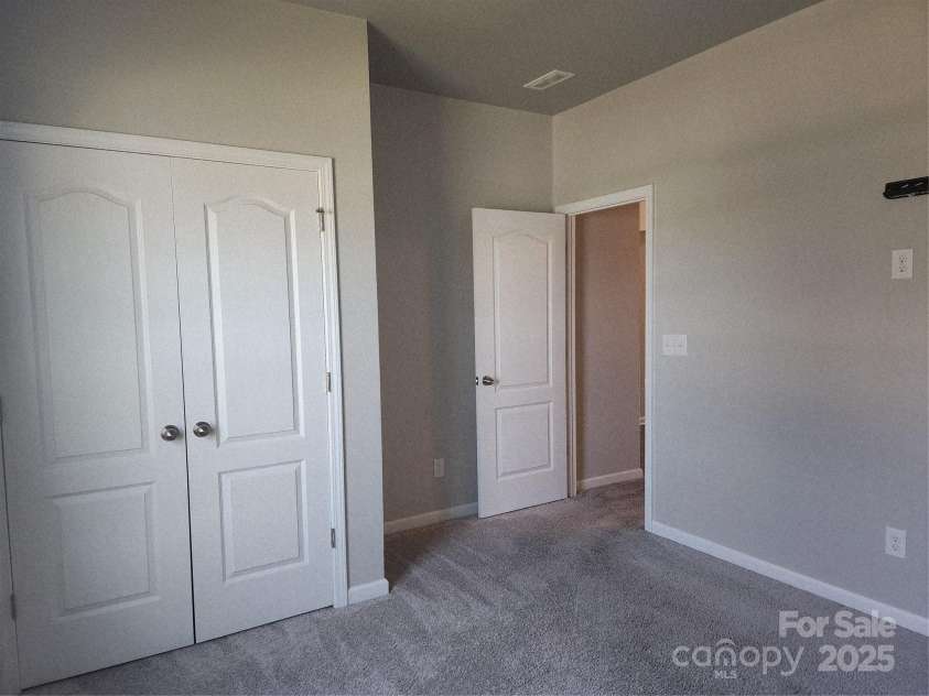 195 Willow Valley Drive, Mooresville, NC 28115.  MLS# CAR4270373, YatesRealty ID 28198. 