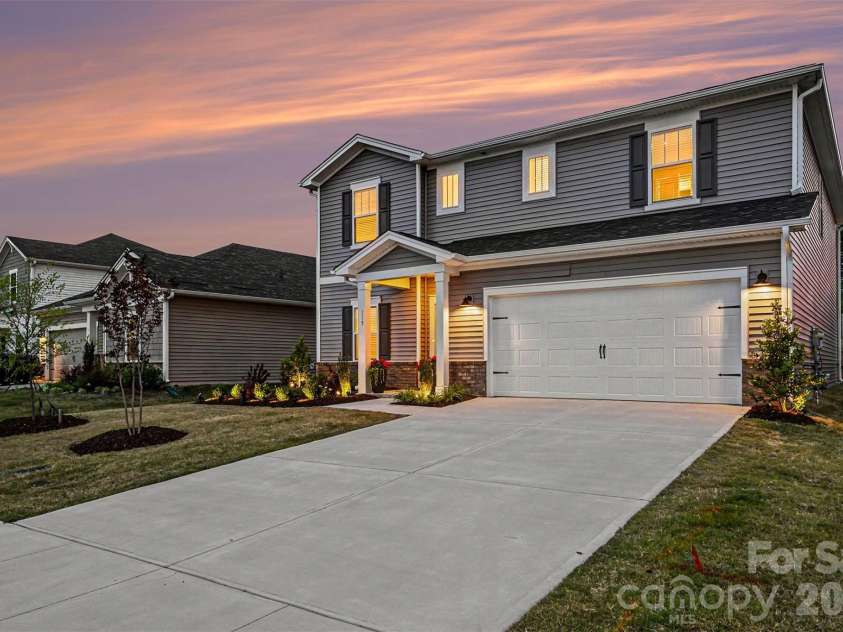 115 Vaquaro Drive, Mooresville, NC 28115.  MLS# CAR4388634, YatesRealty ID 28199. 
